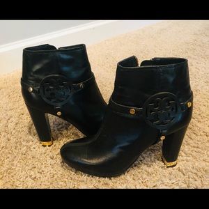 Beautiful Tory Burch gold accent bootie
